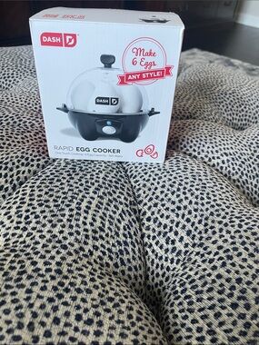 Rapid Egg cooker by Dash